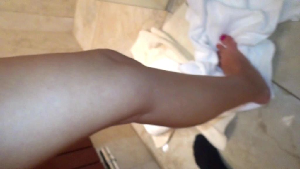 sexy foto nr. 9 von Spontaner Sex im Badezimmer