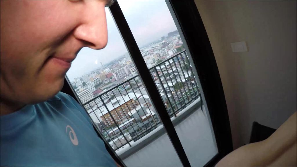 sexy foto nr. 6 von Geiler Quickie in der Nähe von Balkon & Mundbesamung