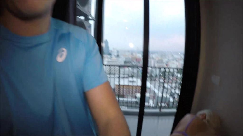 sexy foto nr. 8 von Geiler Quickie in der Nähe von Balkon & Mundbesamung