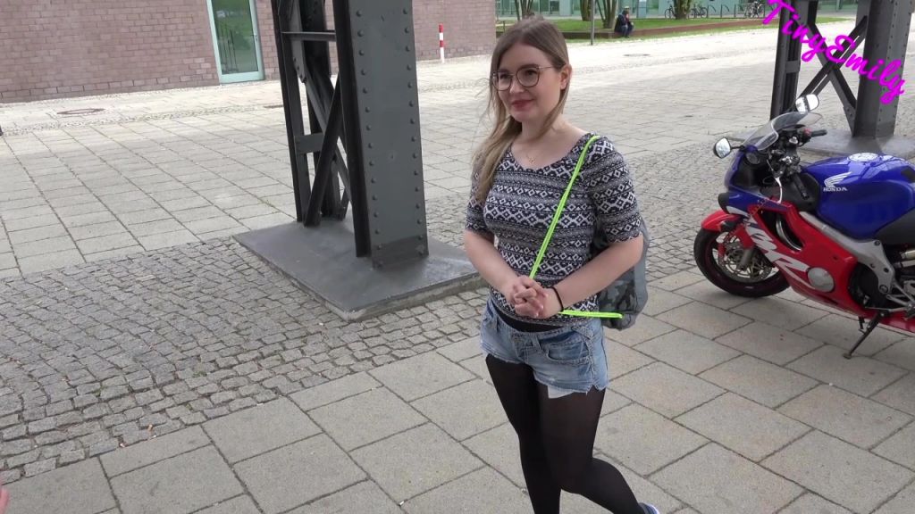 sexy foto nr. 2 von Krass Fotograf Betrügt seine Ehefrau mit Mir POV Blowjob