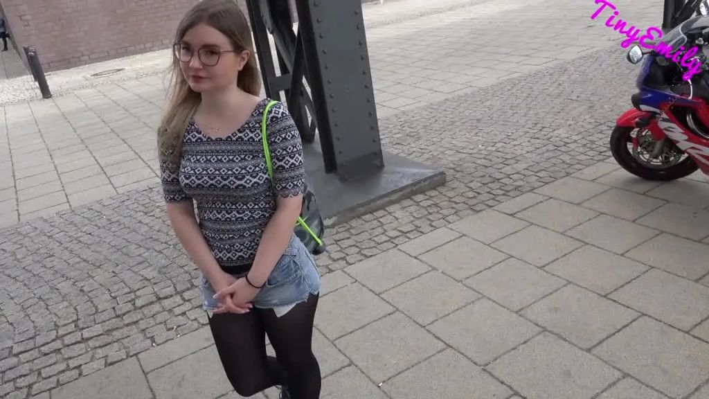 sexy foto nr. 3 von Krass Fotograf Betrügt seine Ehefrau mit Mir POV Blowjob