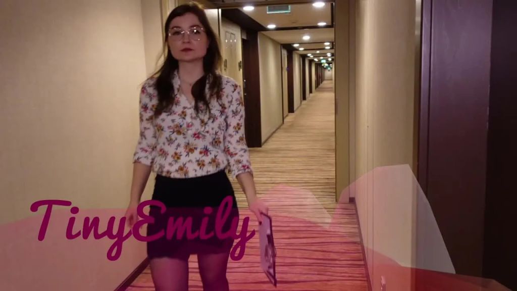 sexy foto nr. 1 von Krass überrumpelt von Hotelgast!! AO Creampie