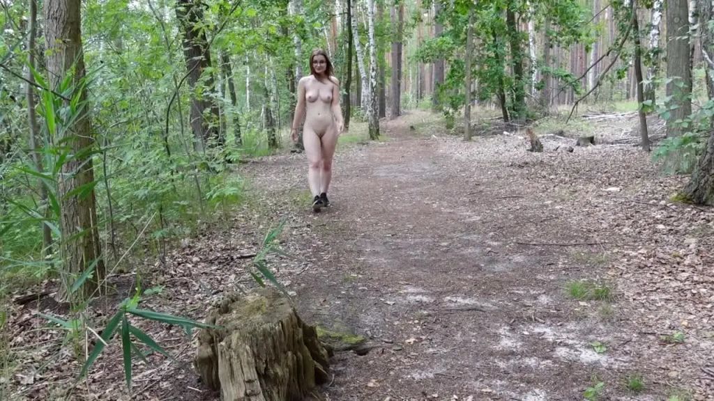 sexy foto nr. 1 von Ich muss so dringend Pipi!!!