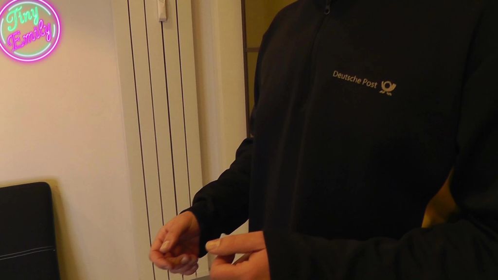 sexy foto nr. 2 von User Überraschung. POSTBOTEN Gefickt in der Arbeitszeit!