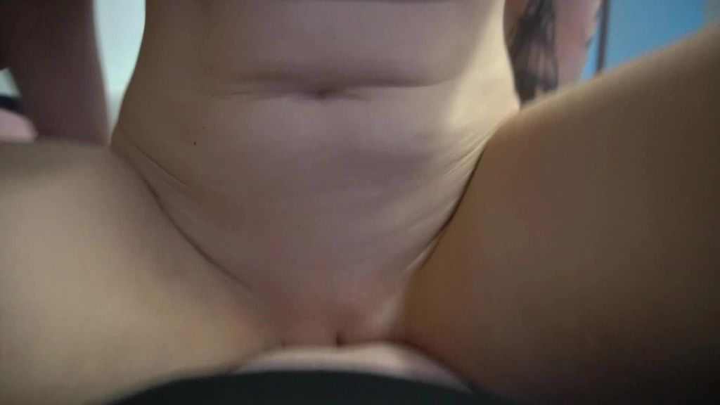 sexy foto nr. 8 von Schlampen Stiefschwestern 3er helfen beim wichsen steck ihn