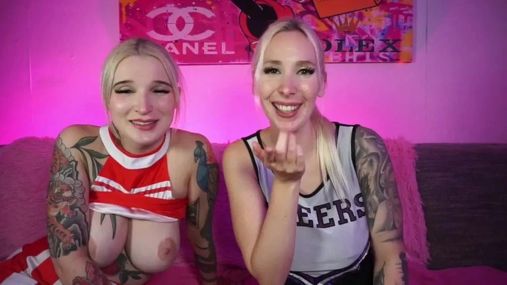 Cheerleader SPH in der Umkleidekabine Girls lachen über dein
