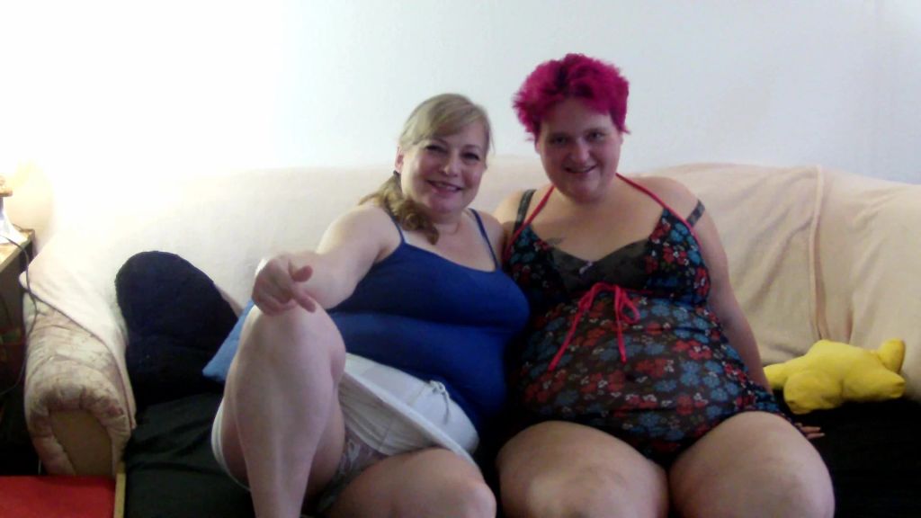 sexy foto nr. 3 von Besuch bei Versaute Mutti und ihrem Hausfreund