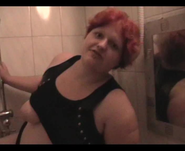 sexy foto nr. 3 von In die Wanne...