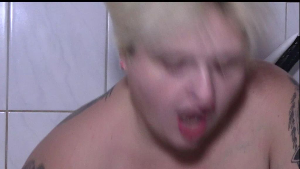 sexy foto nr. 5 von Geil in die Wanne...