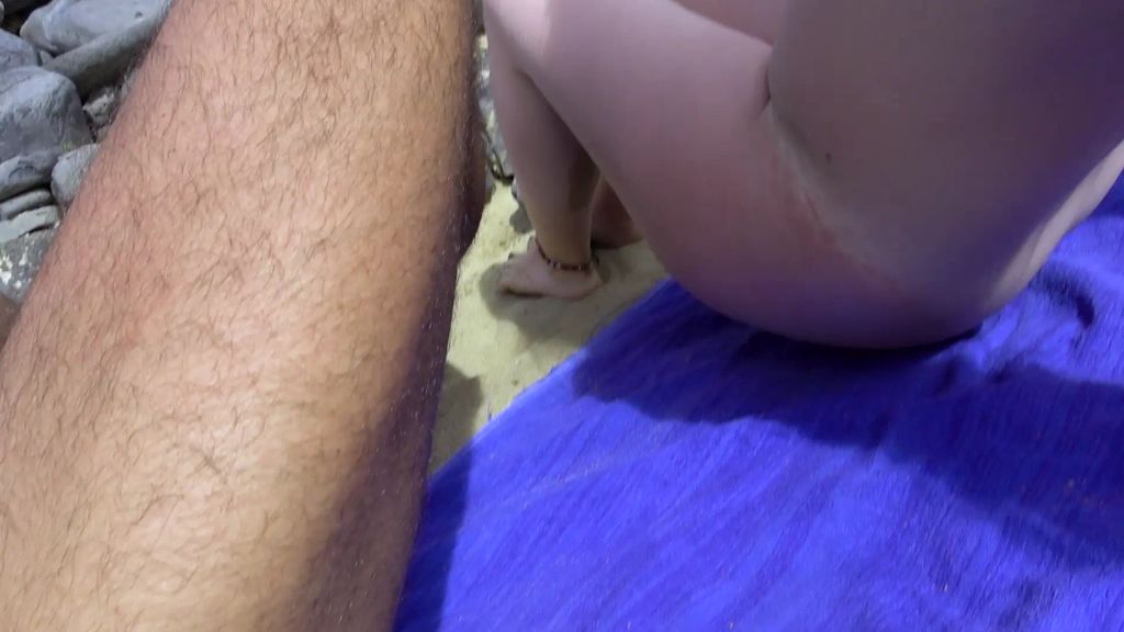 sexy foto nr. 3 von TEENY-MUSCHI benutzt vom SEXTOURIST!