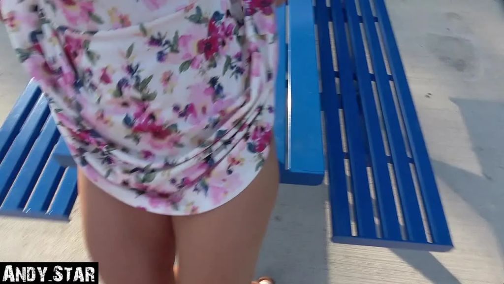 sexy foto nr. 7 von Blondine auf Parkplatz doppelt besamt