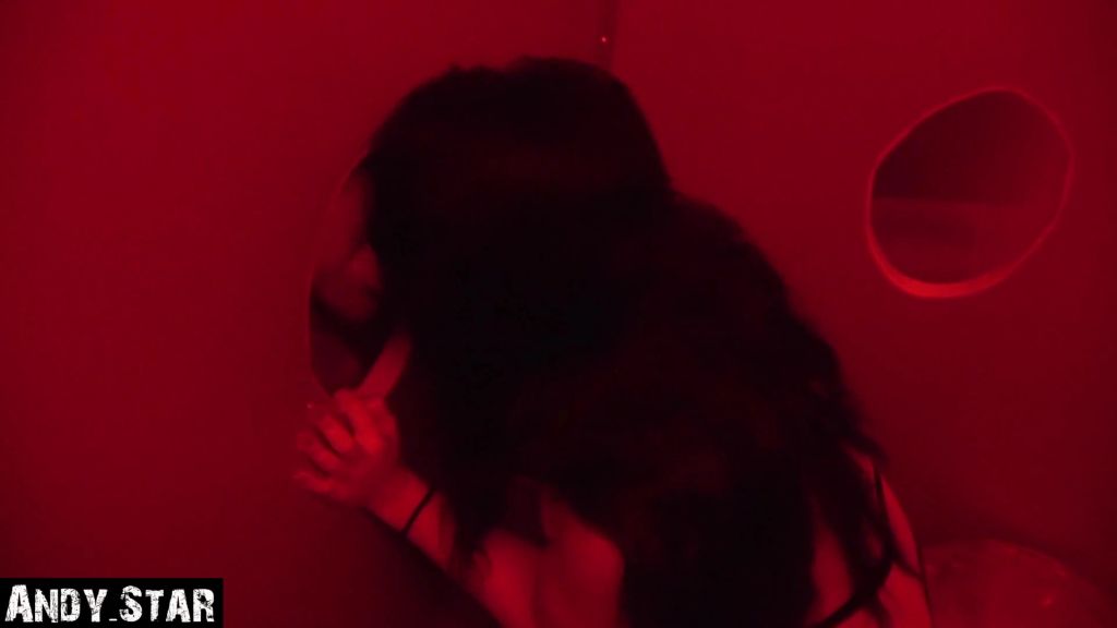 sexy foto nr. 4 von Gloryholeaction mit 2 Schwänzen