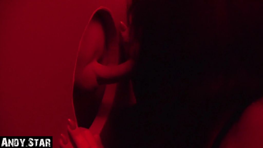 sexy foto nr. 5 von Gloryholeaction mit 2 Schwänzen