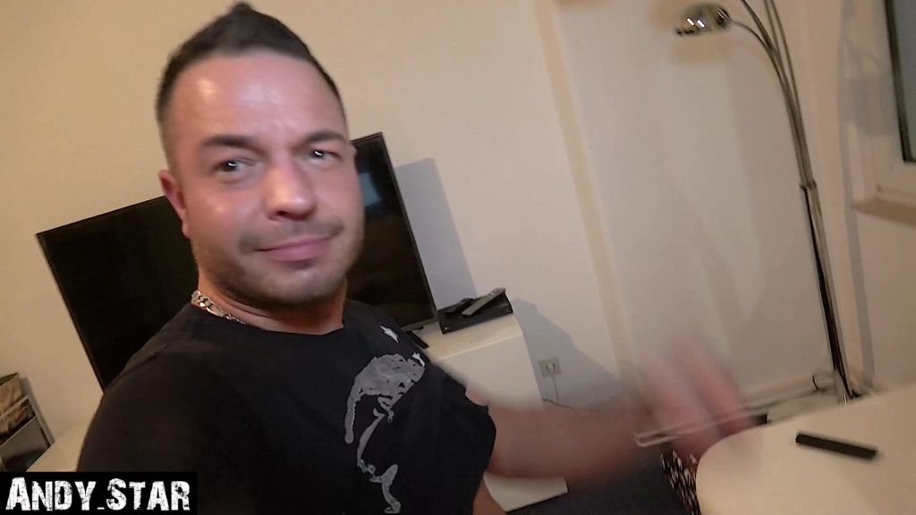 sexy foto nr. 4 von Cuckold ist am Telefon sie fickt fremd ohne Kondom