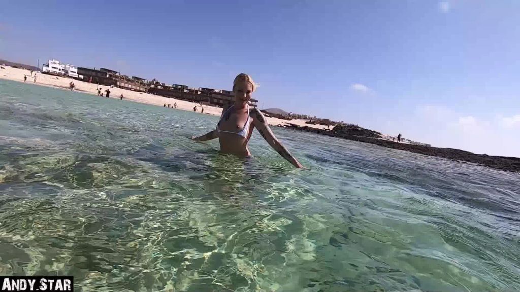 sexy foto nr. 4 von PUBLIC EXTREM AM STRAND UNTERWASSER | ERWISCHT WORDEN