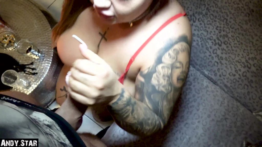 sexy foto nr. 5 von TEENY BBW LUTSCHT MICH KOMPLETT LEER