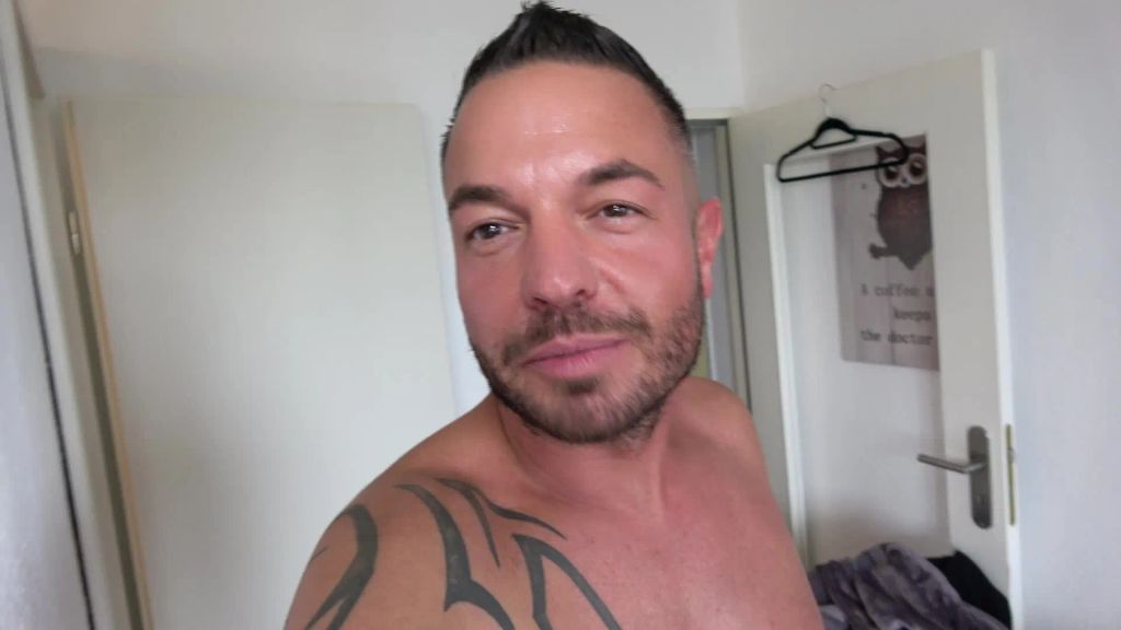 sexy foto nr. 1 von NACHBARIN GIBT UNGLAUBLICHEN BLOWJOB