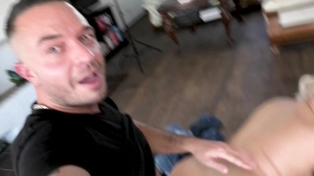 sexy foto nr. 7 von FREMDFICK EXTREM VOM EHEMANN ERWISCHT