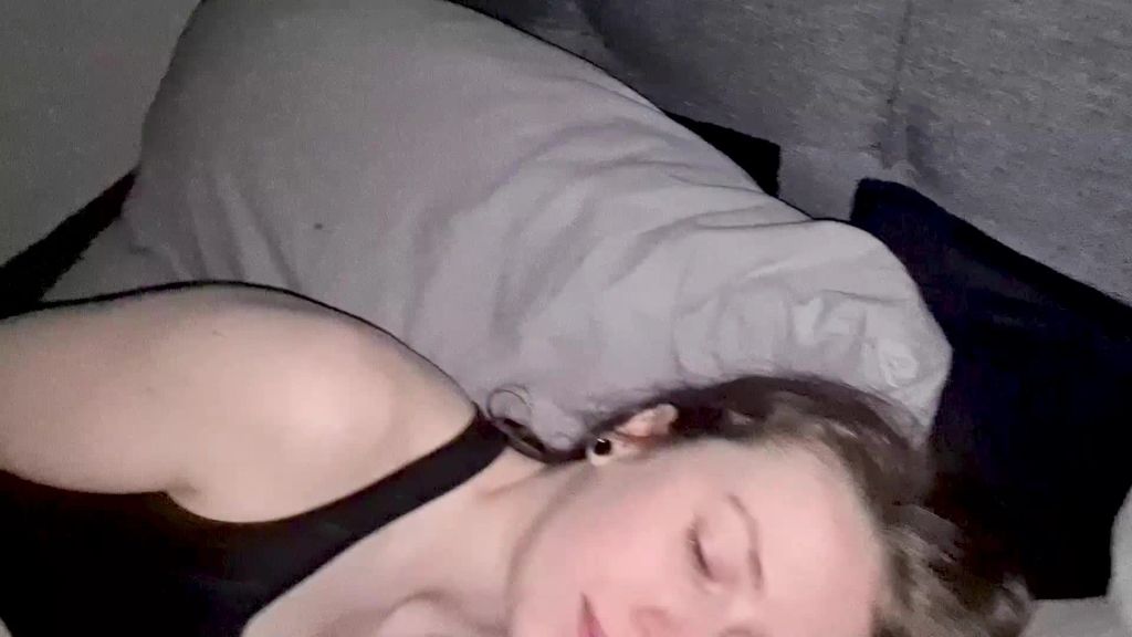 sexy foto nr. 2 von MÄDCHEN 18 ÜBERNACHTET BEI MIR PRIVATFICK !!!