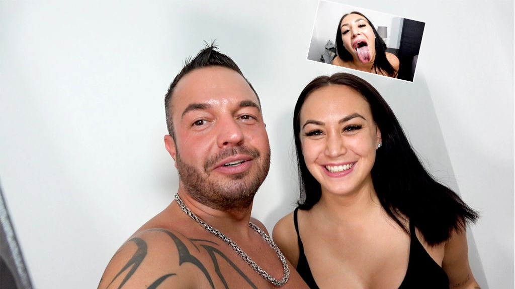 MARRY (25) IHR ERSTER BLOWJOB VOR DER KAMERA