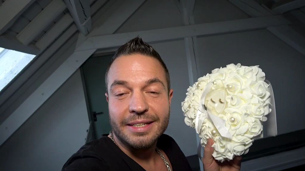 sexy foto nr. 2 von CUCKOLD-WIFE MMF Fremdfick-Hure, Doppel-Sperma Valentinstag