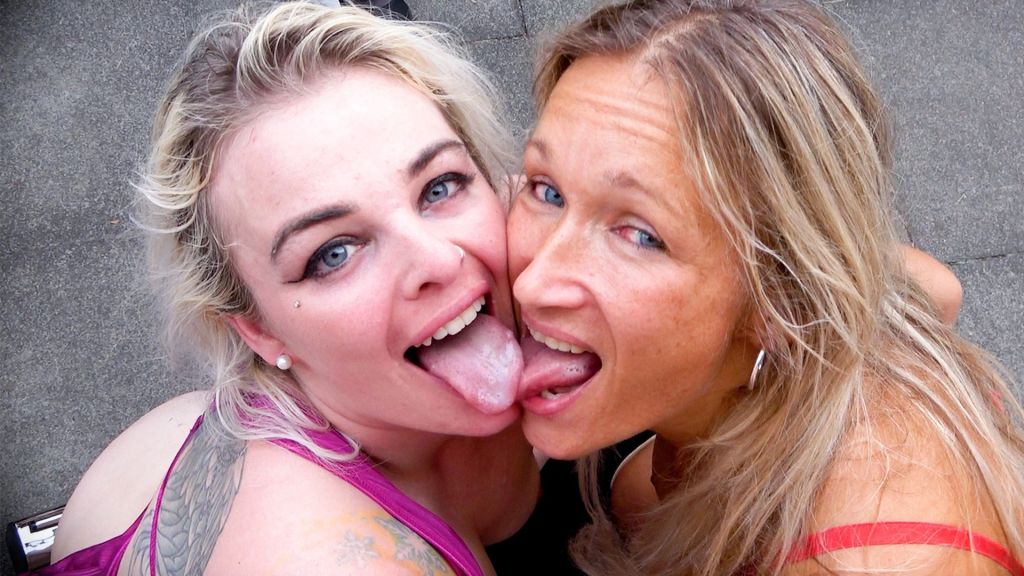 Vorschaubild zum Video „Nora & Harley – Outdoor Gangbang mit Creampies und Cumkiss“ von Andy Star