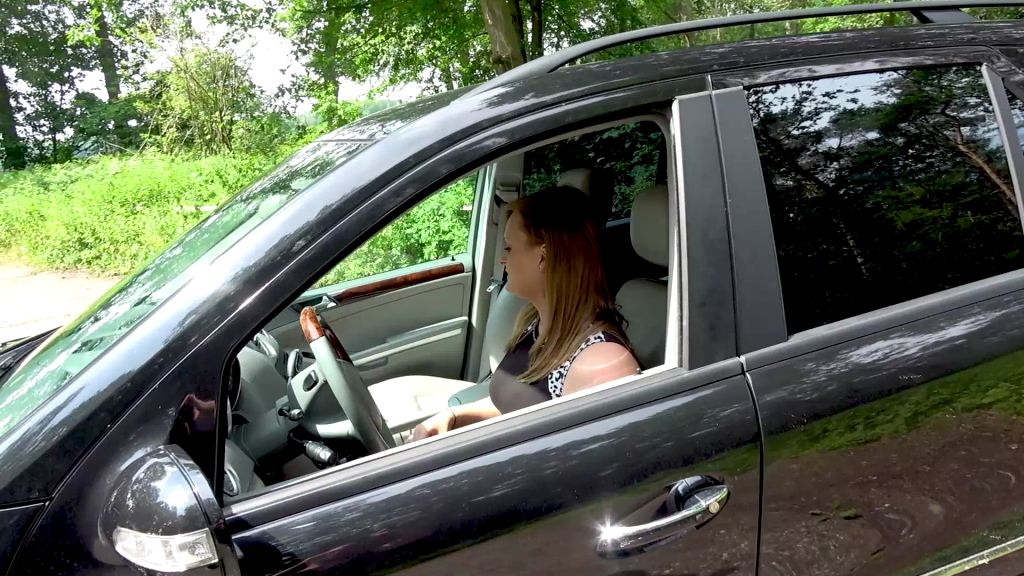 sexy foto nr. 1 von SEXPARKPLATZ...HIER WIRD AO GEFICKT Lina (26)