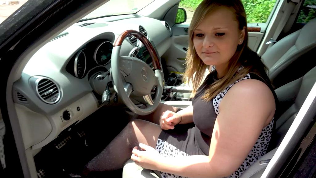 sexy foto nr. 2 von SEXPARKPLATZ...HIER WIRD AO GEFICKT Lina (26)