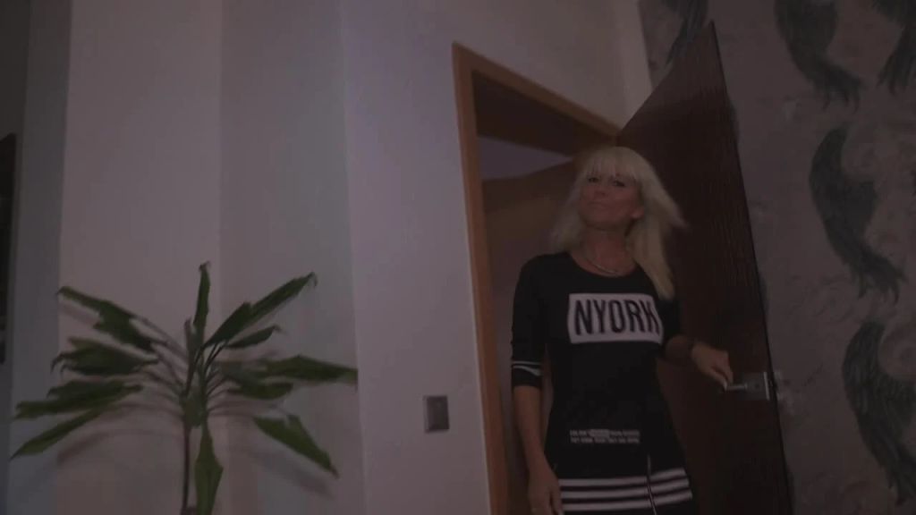 sexy foto nr. 1 von Mein bester Kumpel mit XL-Schwanz !