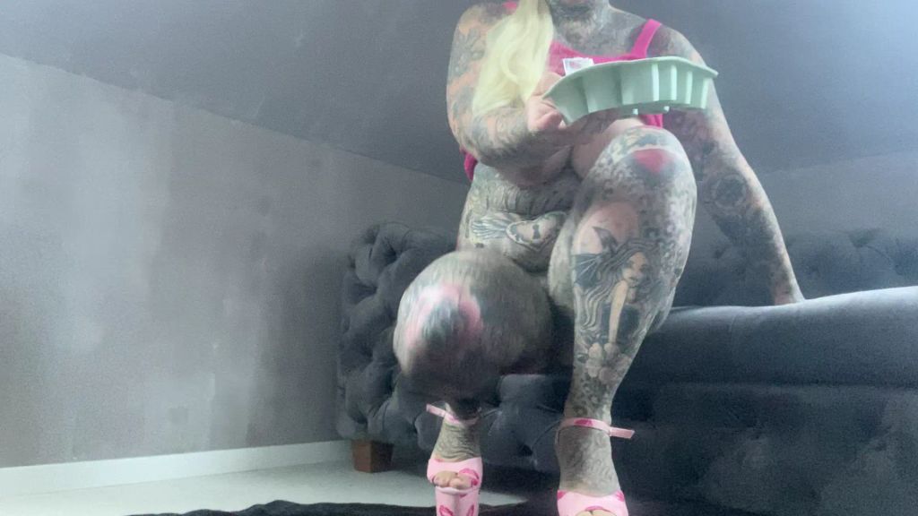 sexy foto nr. 1 von wie viele Eiswürfel passen in meine Fotze ACHTUNG HARDCORE