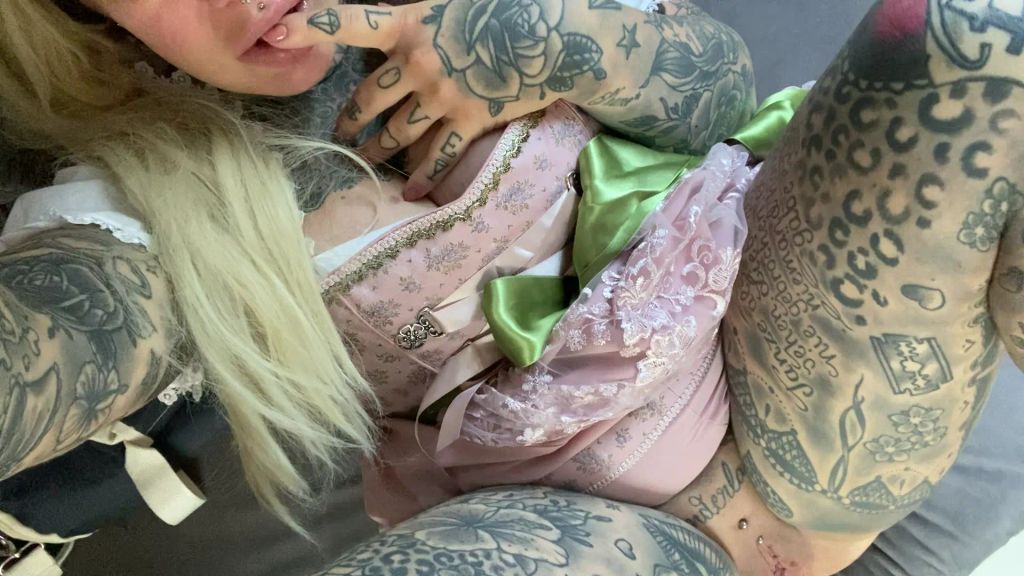 sexy foto nr. 9 von B…e mich! LIVE FICKI FICKI AUF DEM OKTOBERFEST