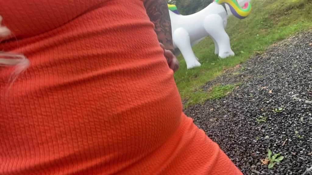 sexy foto nr. 9 von vor die VILLA gepisst | SEI EIN EINHORN EINZIGARTIG & BEZAU