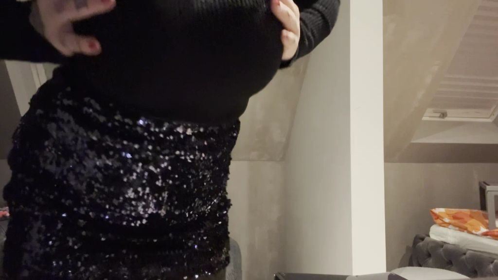 sexy foto nr. 2 von FROHE WEIHNACHTEN | ich genieße nicht ICH SCHLINGE ALLES WEG