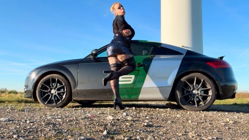 sexy foto nr. 10 von SMOKING ZIGARETTEN RAUCH BITCH