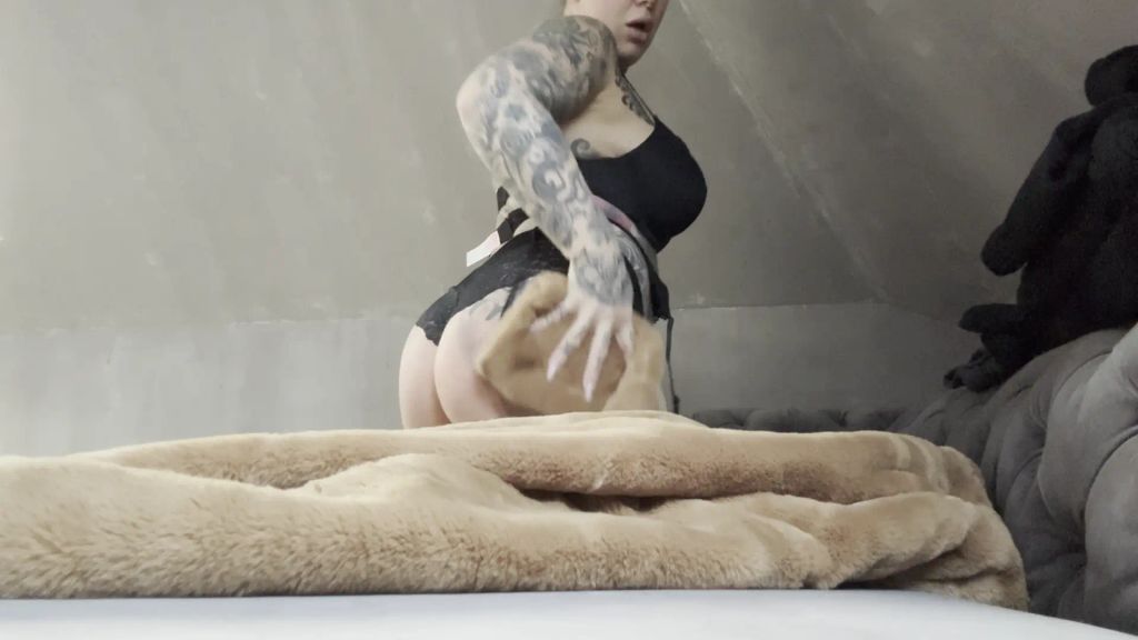 sexy foto nr. 7 von LUXUS FELL SCHLAMPE geiler Pelz auf geilen Körper