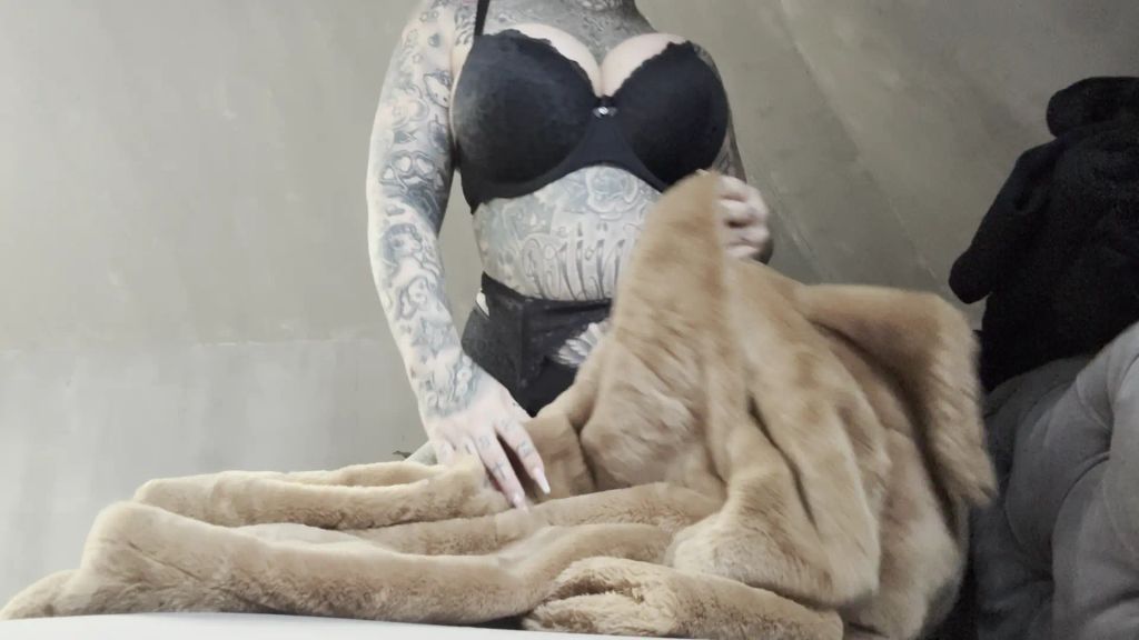 sexy foto nr. 8 von LUXUS FELL SCHLAMPE geiler Pelz auf geilen Körper