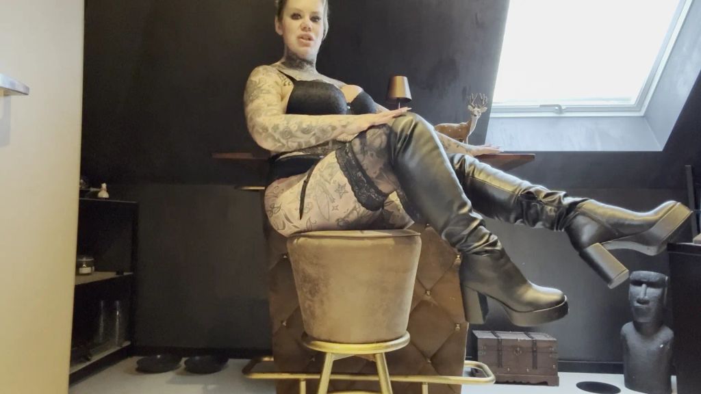 sexy foto nr. 4 von STIEFELJOB von geiler alten!!!