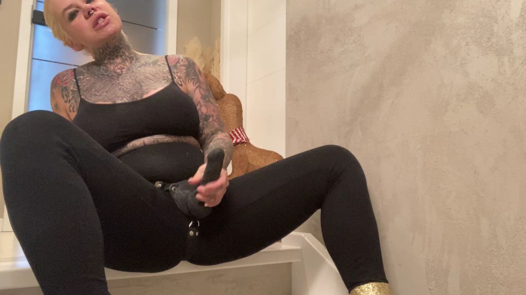 sexy foto nr. 7 von LAPPEN FICK! wirst du loooser gerne in den arsch gefickt?