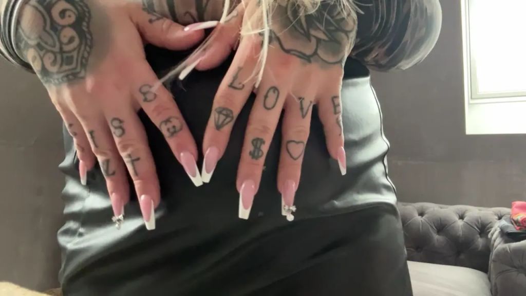 sexy foto nr. 2 von Füßchen Nail WIXX