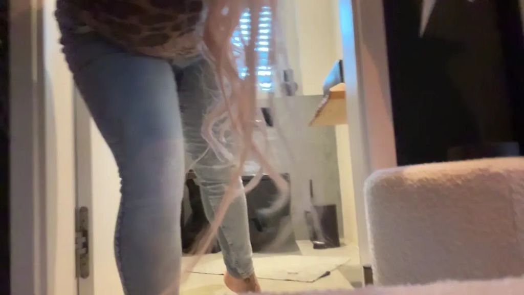 sexy foto nr. 8 von widerlich IN DIE JEANS GEPISST