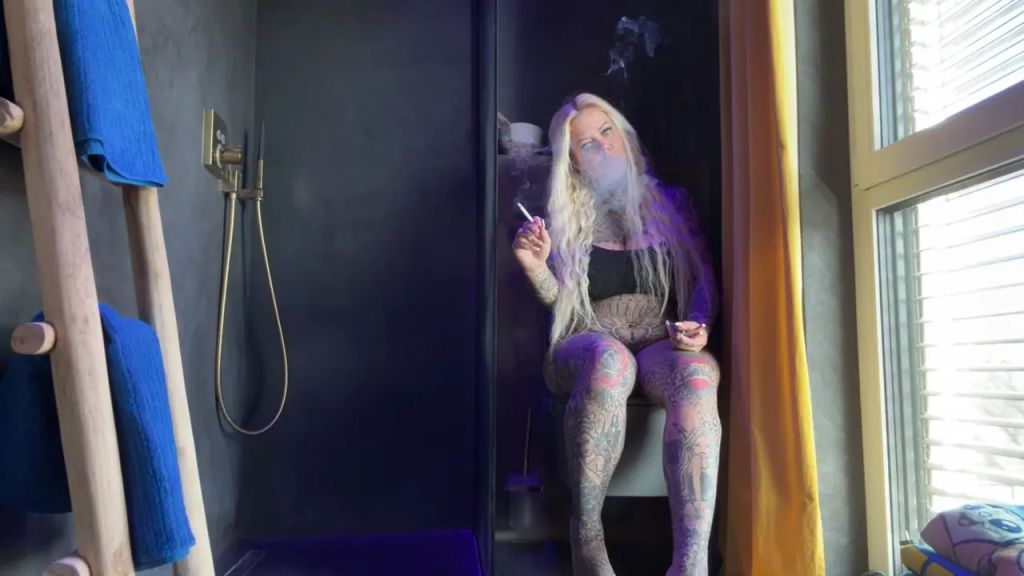sexy foto nr. 2 von SMOKE STEFFI | komm wir smoken zusammen!