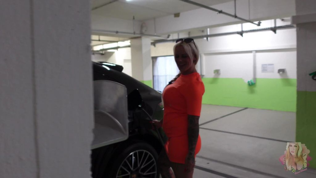 sexy foto nr. 3 von Die PISSFLUT im Münchner PARKHAUS