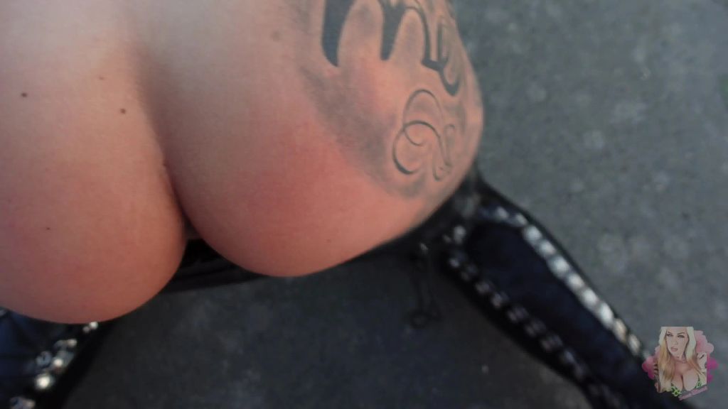 sexy foto nr. 9 von FICK MICH PISS AUF MICH DIRTY IN OVERKNEES