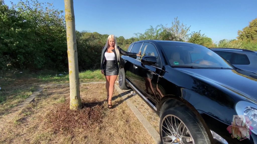 sexy foto nr. 1 von 19.12 I carbitch | Auto Verkauf eskaliert in creampie I cla