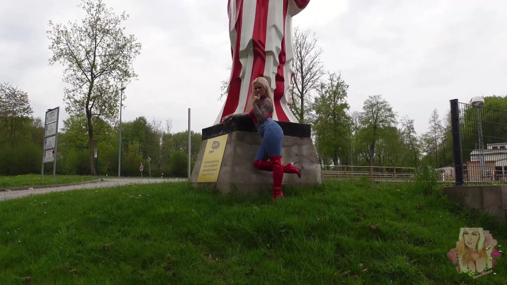 sexy foto nr. 2 von JEANS PISS ganz billig! I igittigitt :S