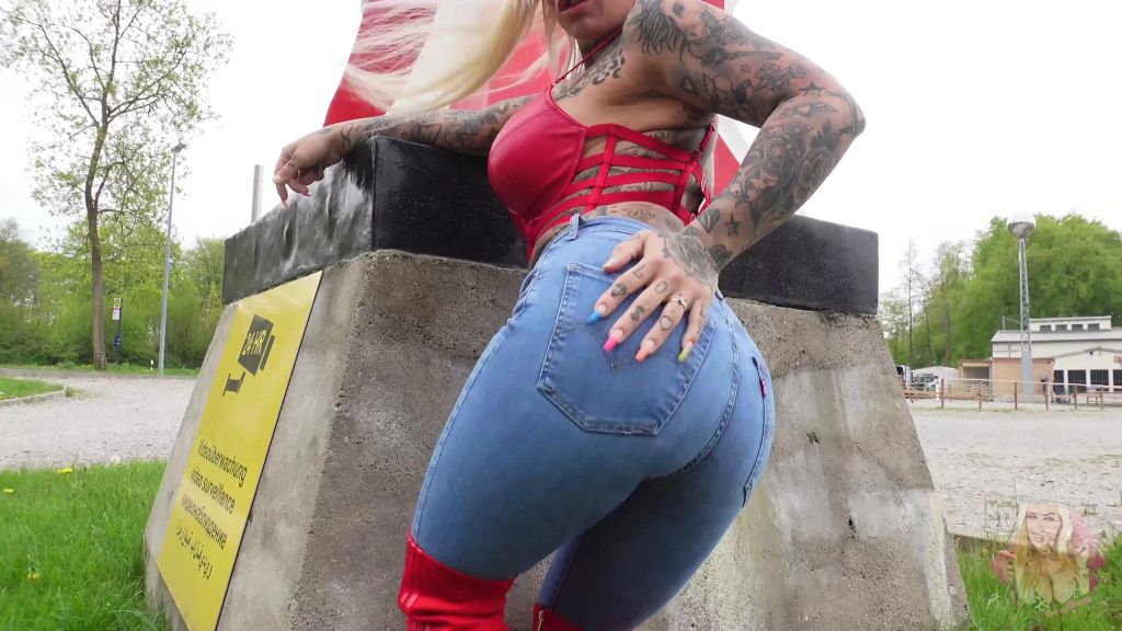 sexy foto nr. 3 von JEANS PISS ganz billig! I igittigitt :S