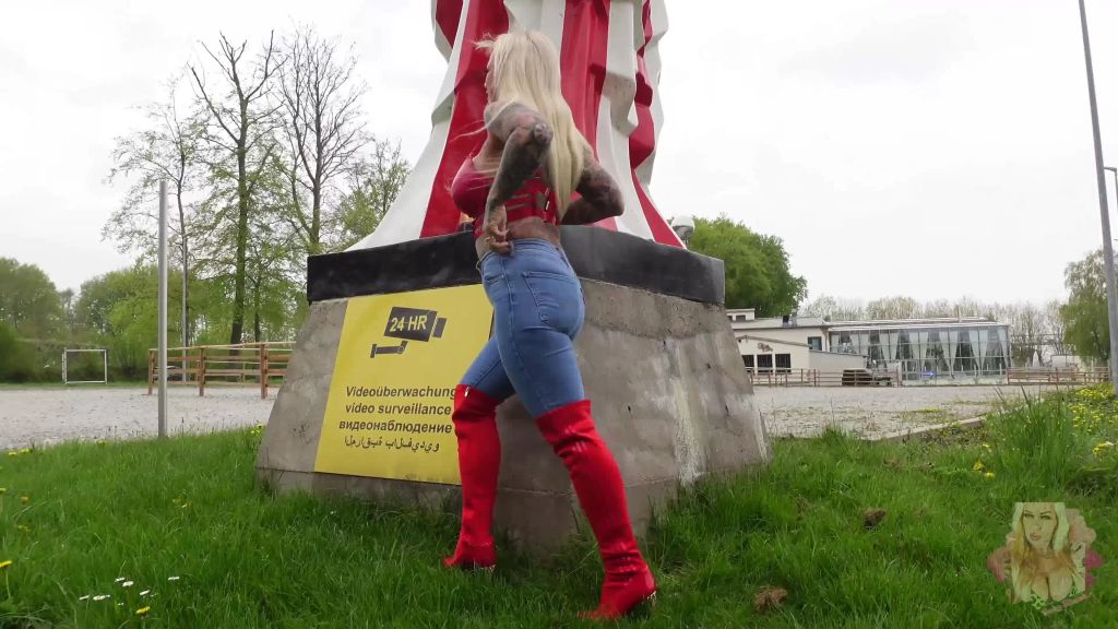 sexy foto nr. 5 von JEANS PISS ganz billig! I igittigitt :S