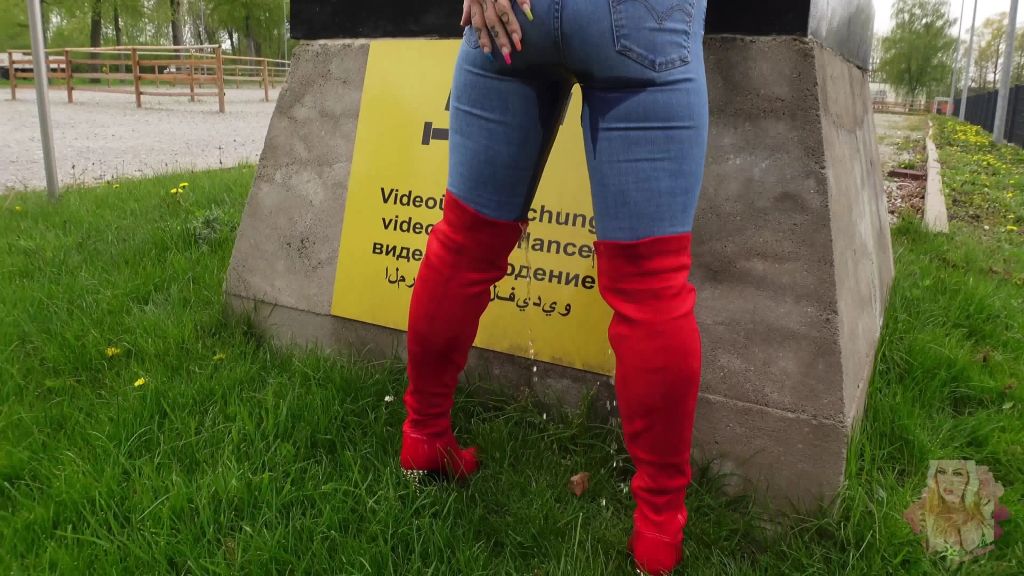 sexy foto nr. 7 von JEANS PISS ganz billig! I igittigitt :S