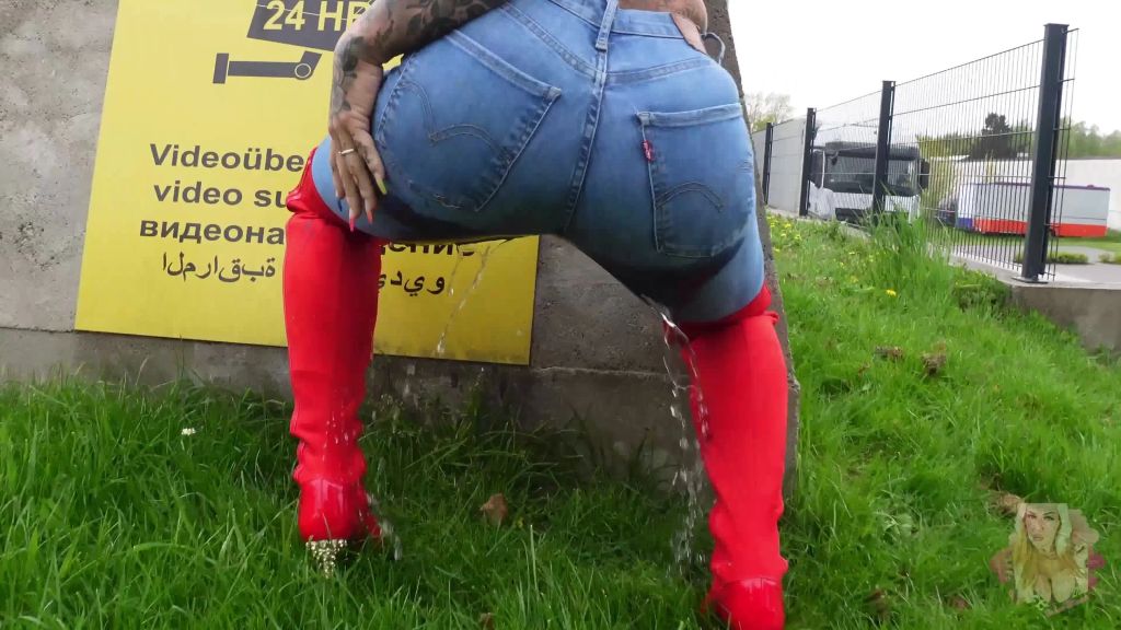 sexy foto nr. 8 von JEANS PISS ganz billig! I igittigitt :S