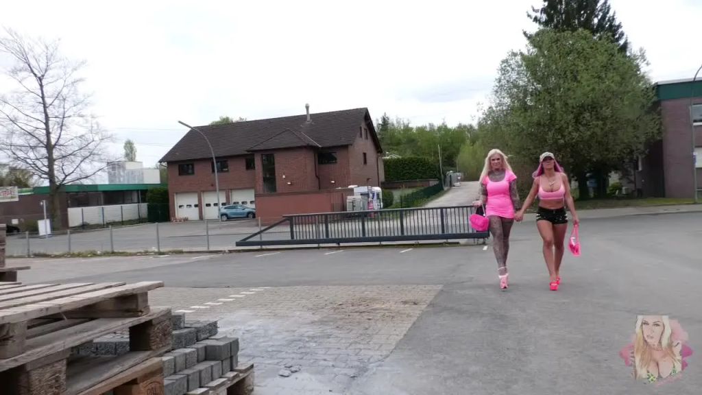 DIE FICKSENSATION DES JAHRES - 3 LOCH GANGBANGSCHLAMPEN